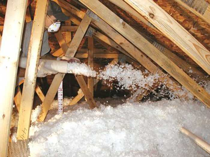 Installing Attic Insulation